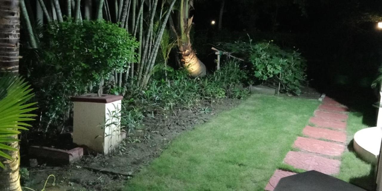 Advani Homestay Hāora Exterior foto